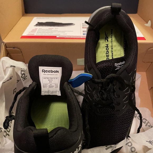 Reebok work shoes - Picture 8 of 8